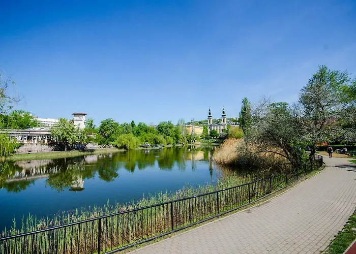 Lakeside Residences 1 Min From Metro Budapesta