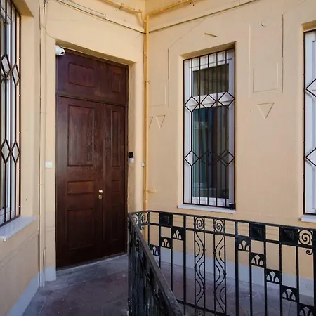 Lakeside Residences 1 Min From Metro *