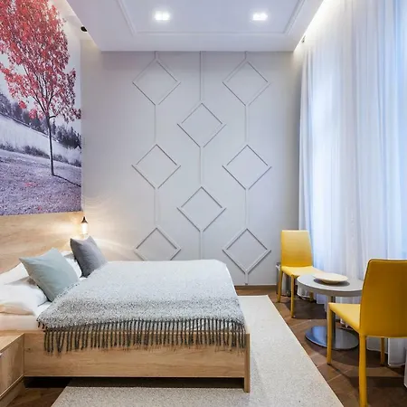 Lakeside Residences 1 Min From Metro דירה *