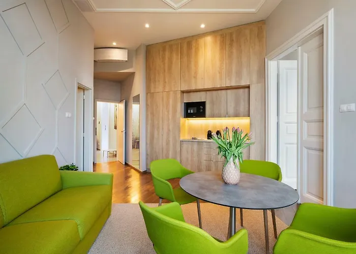 公寓 Lakeside Residences 1 Min From Metro