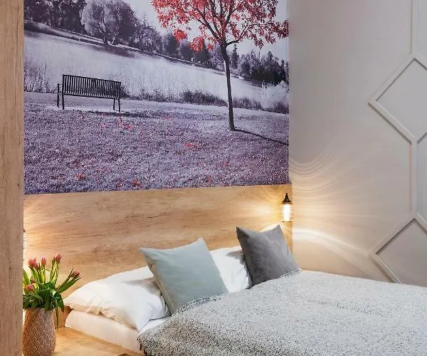 Lakeside Residences 1 Min From Metro *